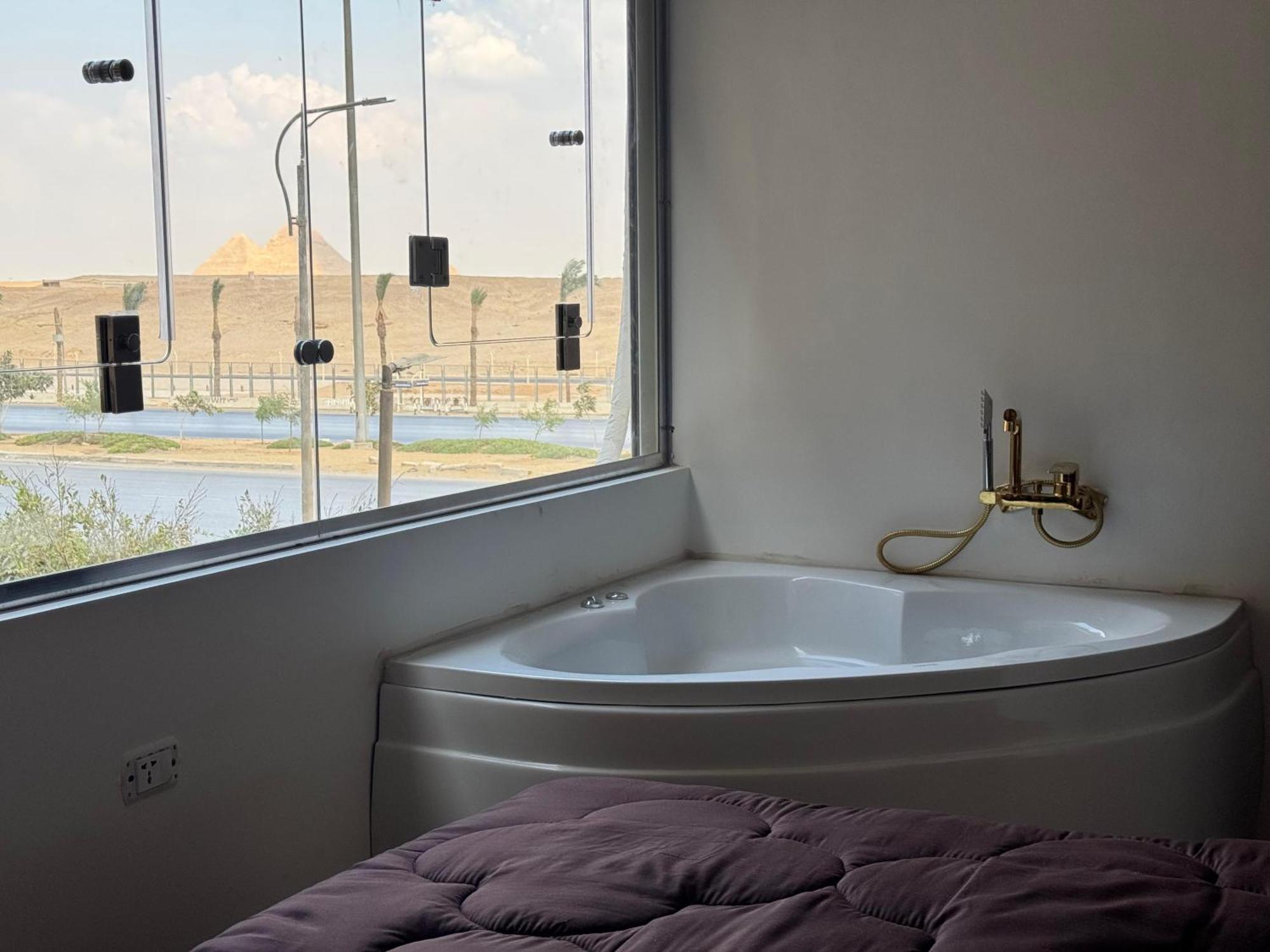 New White Pyramids Inn Ghatati Exterior foto